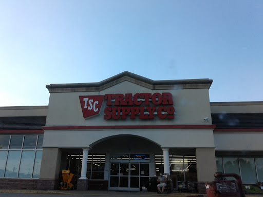 Tractor Supply Co., 6801 Lake Harbour Dr, Midlothian, VA 23112, USA, 