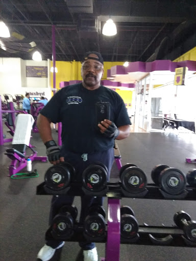 Gym «Planet Fitness», reviews and photos, 1257 Jefferson Davis Hwy, Fredericksburg, VA 22401, USA