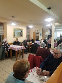 Atmosphère du Restaurant Au Pat ou Cri à Chavaniac-Lafayette - n°7