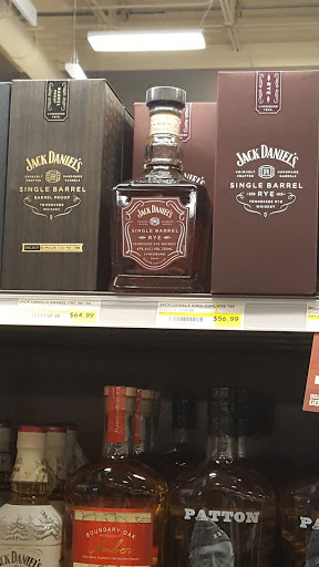 Liquor Store «Liquor Barn», reviews and photos, 1705 N Dixie Hwy #100, Elizabethtown, KY 42701, USA