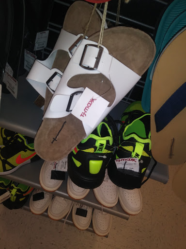 Shopping Mall «Tarpon Mall», reviews and photos, 40952 US-19, Tarpon Springs, FL 34689, USA