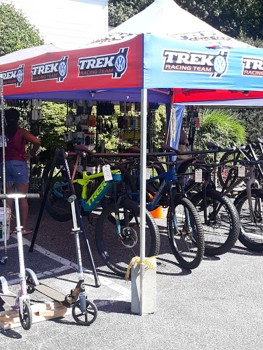 Bicycle Store «Carl Hart Bicycles», reviews and photos, 620 Middle Country Rd, Middle Island, NY 11953, USA