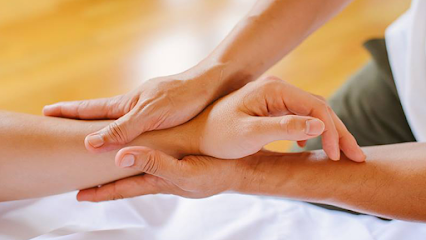 PalmLeaf Massage Clinic & PalmLeaf Health & Wellness