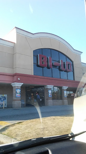 Grocery Store «BI-LO», reviews and photos, 6 K-Mart Plaza, Greenville, SC 29602, USA