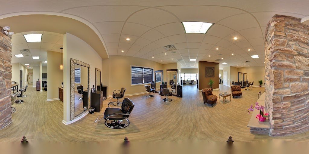 Christopher Moore Salon 08080