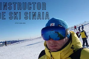 Instructor de ski Sinaia image