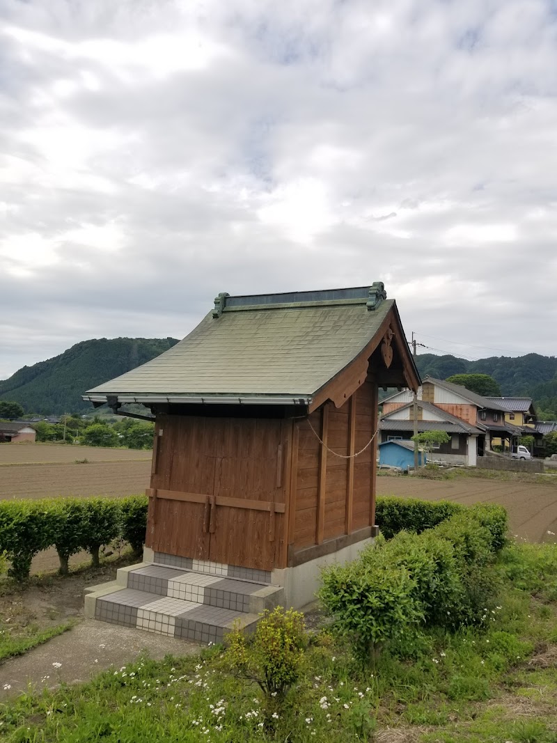 八千場神社