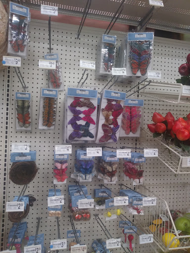 Craft Store «Michaels», reviews and photos, 3991 Hollis St, Emeryville, CA 94608, USA