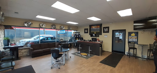 Tire Shop «TNW Automotive», reviews and photos, 2501 W 3rd St, Bloomington, IN 47404, USA