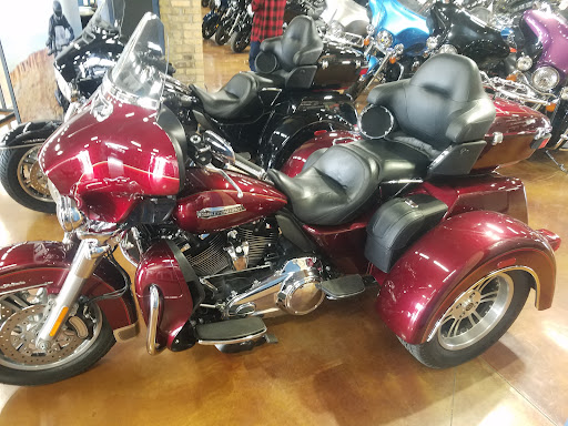 Motorcycle Dealer «Lake Shore Harley-Davidson», reviews and photos, 14000 W Rockland Rd, Libertyville, IL 60048, USA