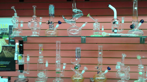 Tobacco Shop «Tobacco &more smoke & vape shop», reviews and photos, 11924 Seminole Blvd, Largo, FL 33778, USA