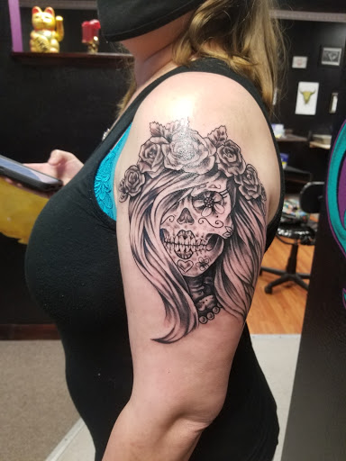 Tattoo Shop «Dermawerx Tattoo», reviews and photos, 9853 Silverdale Way NW STE 107, Silverdale, WA 98383, USA