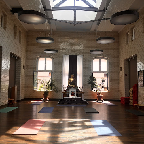 Reviews of Yoga in English Berlin in Levin - Yoga studio