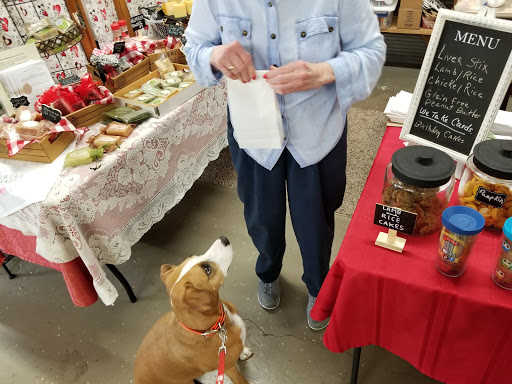 Grocery Store «Community Farmers Market», reviews and photos, 2319 Nashville Rd, Bowling Green, KY 42101, USA