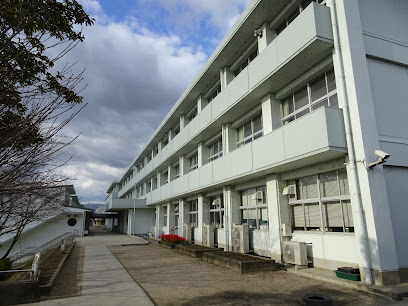 亀山市立井田川小学校