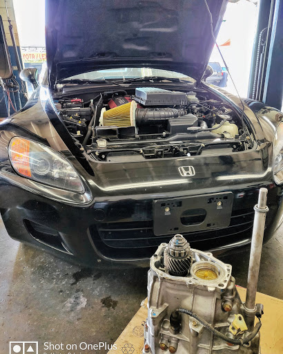 Auto Repair Shop «Arcadia Ultimate Automotive», reviews and photos, 418 N 1st Ave, Arcadia, CA 91006, USA