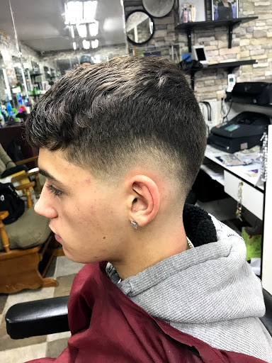 Barber Shop «New York Barber Shop», reviews and photos, 87 N Beverwyck Rd # B, Lake Hiawatha, NJ 07034, USA