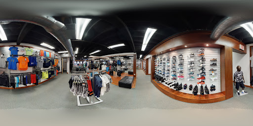 Sporting Goods Store «Wayne Sporting Goods», reviews and photos, 124 Lancaster Ave, Wayne, PA 19087, USA