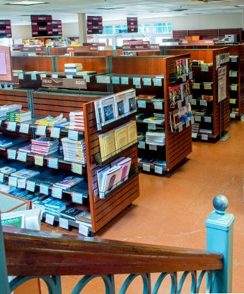 Lee University Bookstore - 120 11th St NE, Cleveland, Tennessee, US - Zaubee