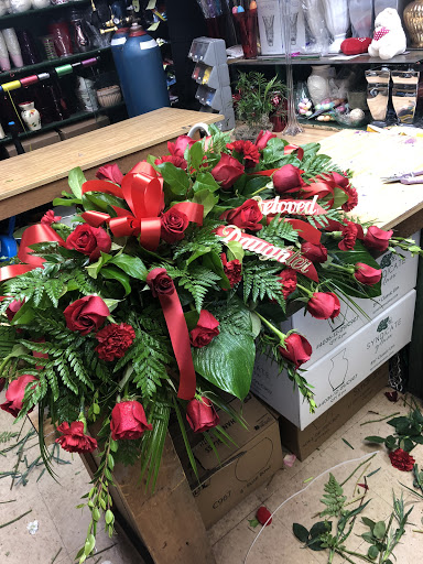 Florist «Irish Rose and GIfts», reviews and photos, 33608 W Seven Mile Rd, Livonia, MI 48152, USA