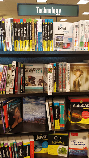 Book Store «Barnes & Noble», reviews and photos, 2540 Futura Park Way, Plainfield, IN 46168, USA