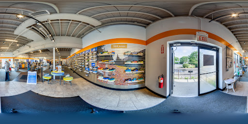 Running Store «Road Runner Sports», reviews and photos, 490 Broad St Suite 1, Shrewsbury, NJ 07702, USA