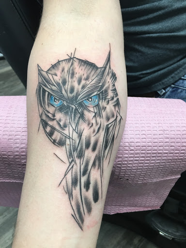 Tattoo Shop «Cherokee Creek Tattoo», reviews and photos, 32449 Ford Rd, Garden City, MI 48135, USA