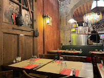 Atmosphère du Restaurant français Chez Mamie à Lyon - n°1