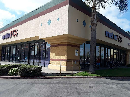 Cell Phone Store «MetroPCS Corporate Store», reviews and photos, 11091 Beach Blvd, Stanton, CA 90680, USA