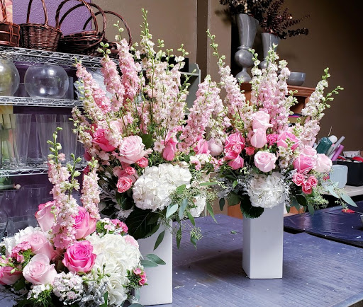 Florist «Louis Gardens Florist», reviews and photos, 1251 S Beach Blvd q, La Habra, CA 90631, USA