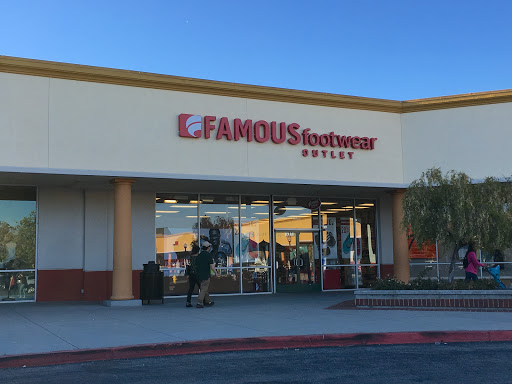 Famous Footwear Outlet, 681 Leavesley Rd, Gilroy, CA 95020, USA, 