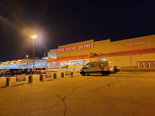 Home Improvement Store «The Home Depot», reviews and photos, 955 N Randall Rd, Elgin, IL 60123, USA