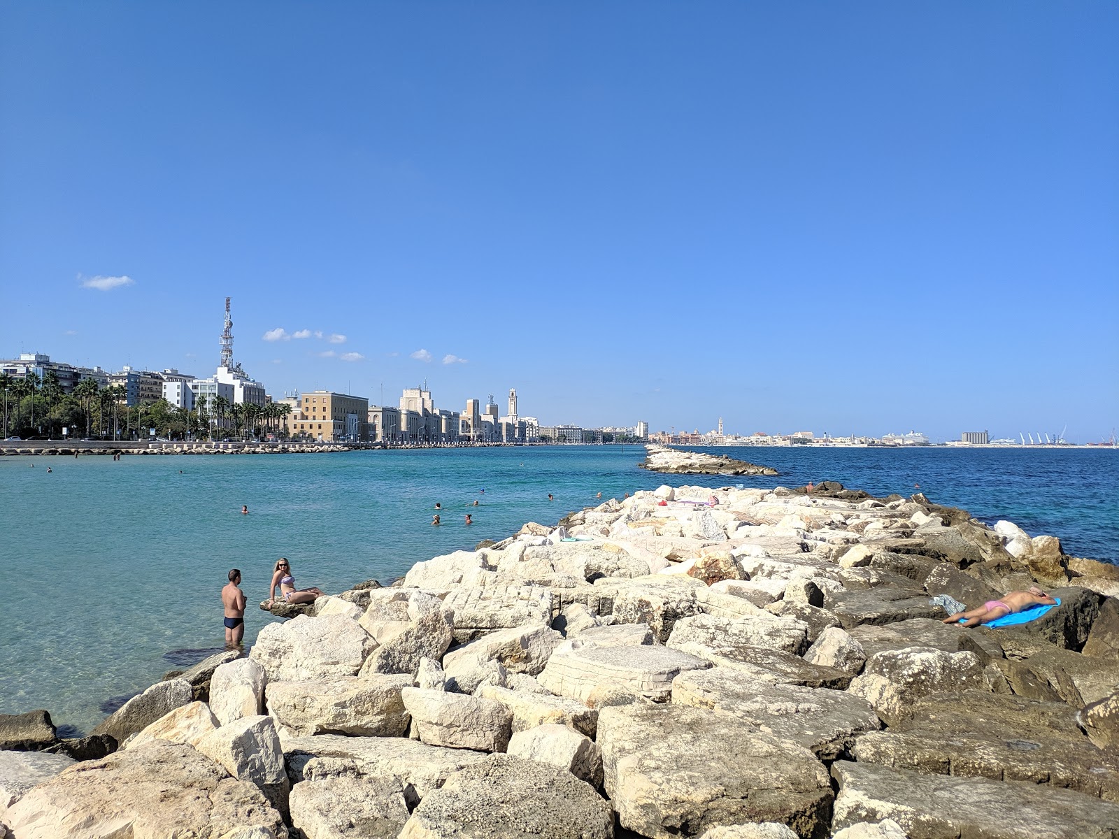 Foto van Pane e Pomodoro Beach - populaire plek onder ontspanningskenners