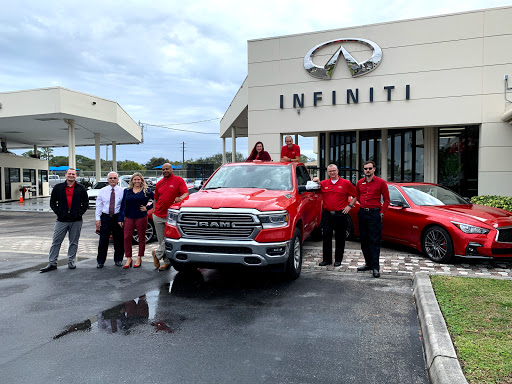 Car Dealer «Lauderdale INFINITI», reviews and photos, 900 E Sunrise Blvd, Fort Lauderdale, FL 33304, USA