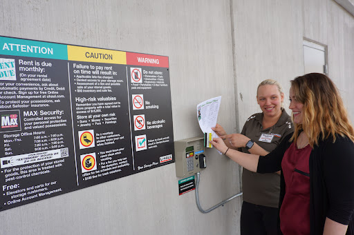 Truck Rental Agency «U-Haul Moving & Storage at Teall Ave», reviews and photos, 1001 Canal St, Syracuse, NY 13210, USA