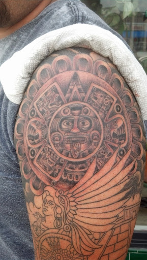 Tattoo Shop «Tuesday Tattoo», reviews and photos, 4025 Judah St, San Francisco, CA 94122, USA