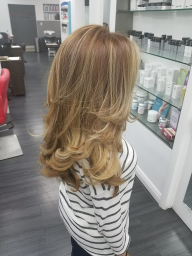 Beauty Salon «Classy On Collins Spa and Beauty Salon», reviews and photos, 18206 Collins Ave, Sunny Isles Beach, FL 33160, USA