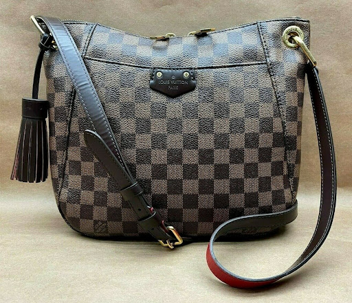 Pawn Shop «Crown Pawn Shop in Boca Raton», reviews and photos, 355 NE Spanish River Blvd, Boca Raton, FL 33431, USA