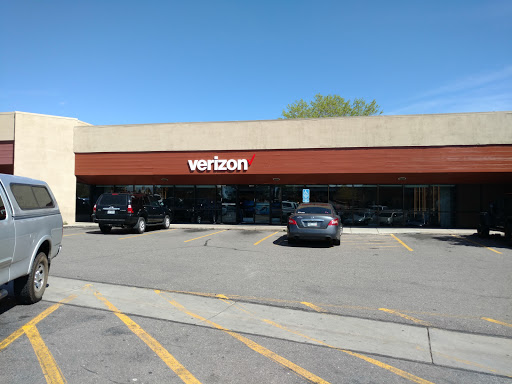 Cell Phone Store «Verizon», reviews and photos, 1113 S Abilene St #104, Aurora, CO 80012, USA