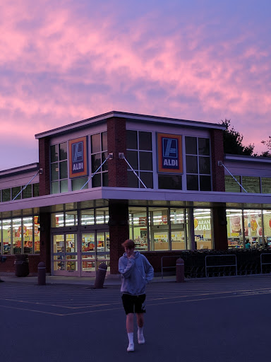Supermarket «ALDI», reviews and photos, 238 Boston Post Rd, Milford, CT 06460, USA