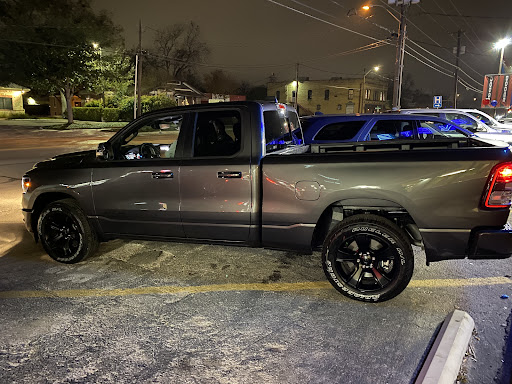 Used Car Dealer «Bluebonnet Chrysler Dodge», reviews and photos, 547 S Seguin Ave, New Braunfels, TX 78130, USA