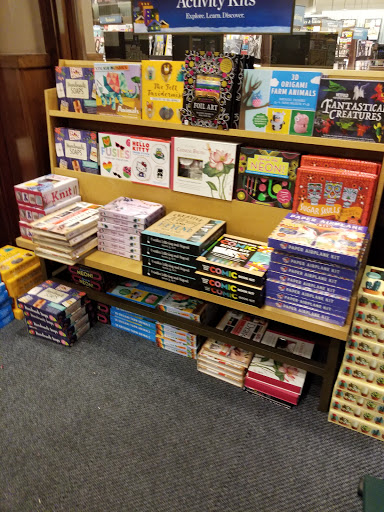 Book Store «Barnes & Noble», reviews and photos, 1980 N Dixie Hwy, Elizabethtown, KY 42701, USA
