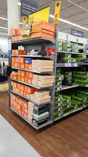 Discount Store «Walmart», reviews and photos, 70 Pleasant Valley St, Methuen, MA 01844, USA