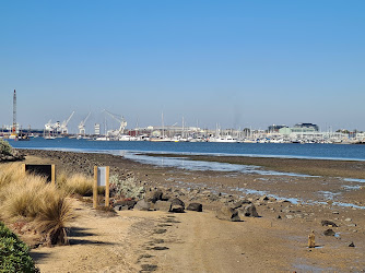 Williamstown Foreshore Reserve Trail