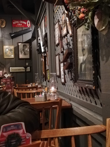 American Restaurant «Cracker Barrel Old Country Store», reviews and photos, 2697 Highwood Blvd, Smyrna, TN 37167, USA