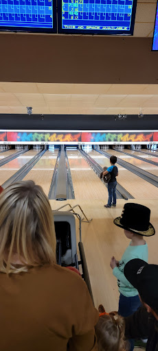 Bowling Alley «10 Pins of Trenton», reviews and photos, 2591 Fort St, Trenton, MI 48183, USA