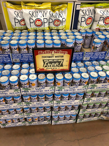 Health Food Store «Sprouts Farmers Market», reviews and photos, 24285 Magic Mountain Pkwy, Valencia, CA 91355, USA