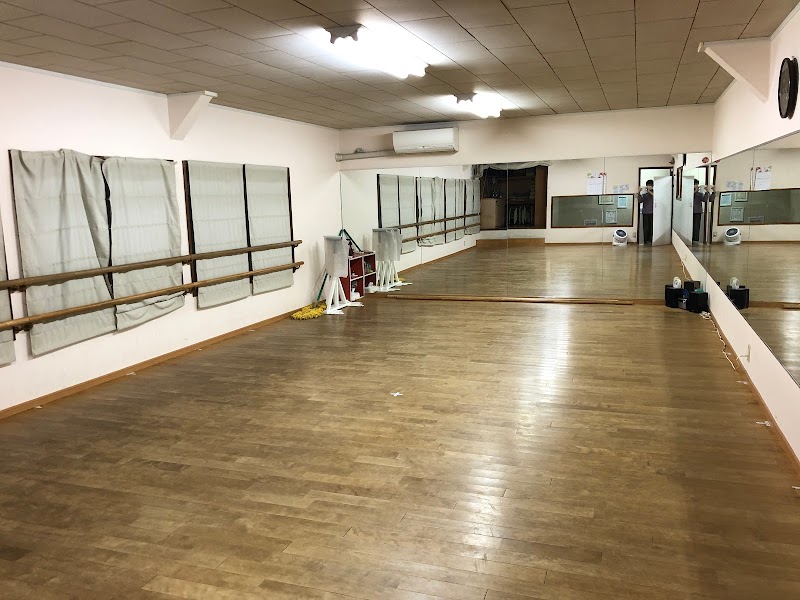 Pilates and dance ちえスタジオ