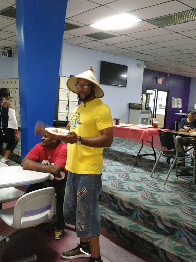 Bowling Alley «Spanish Trail Lanes», reviews and photos, 2909 Old Spanish Trail, Gautier, MS 39553, USA