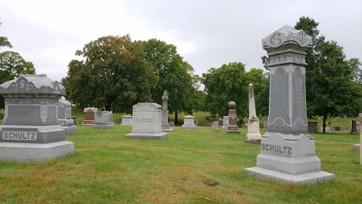 Washburn-McReavy Hillside Cemetery